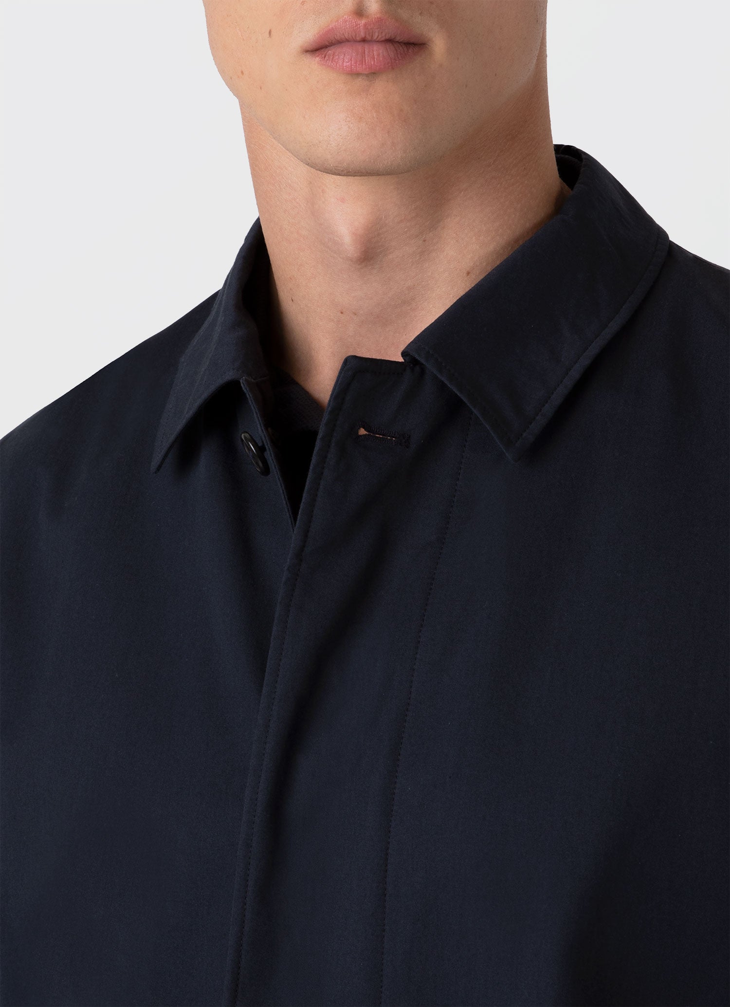 Men's Showerproof Cotton Mac in Navy