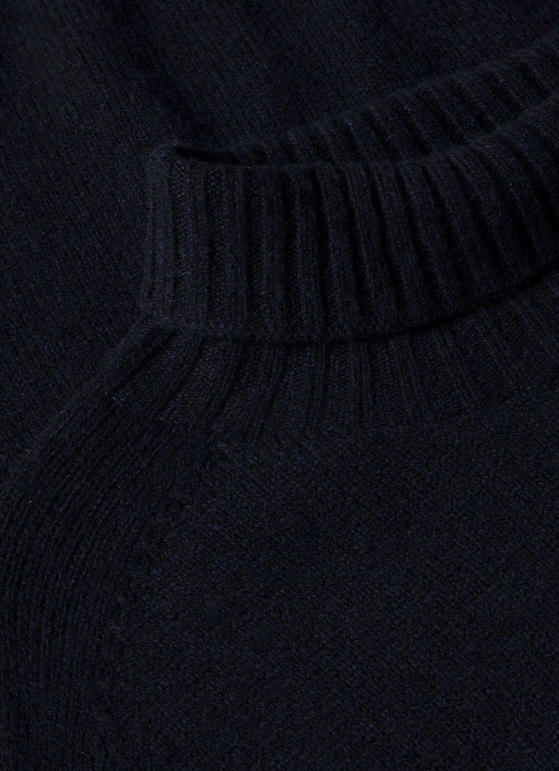 Men's Lambswool Roll Neck in Dark Navy Mouline