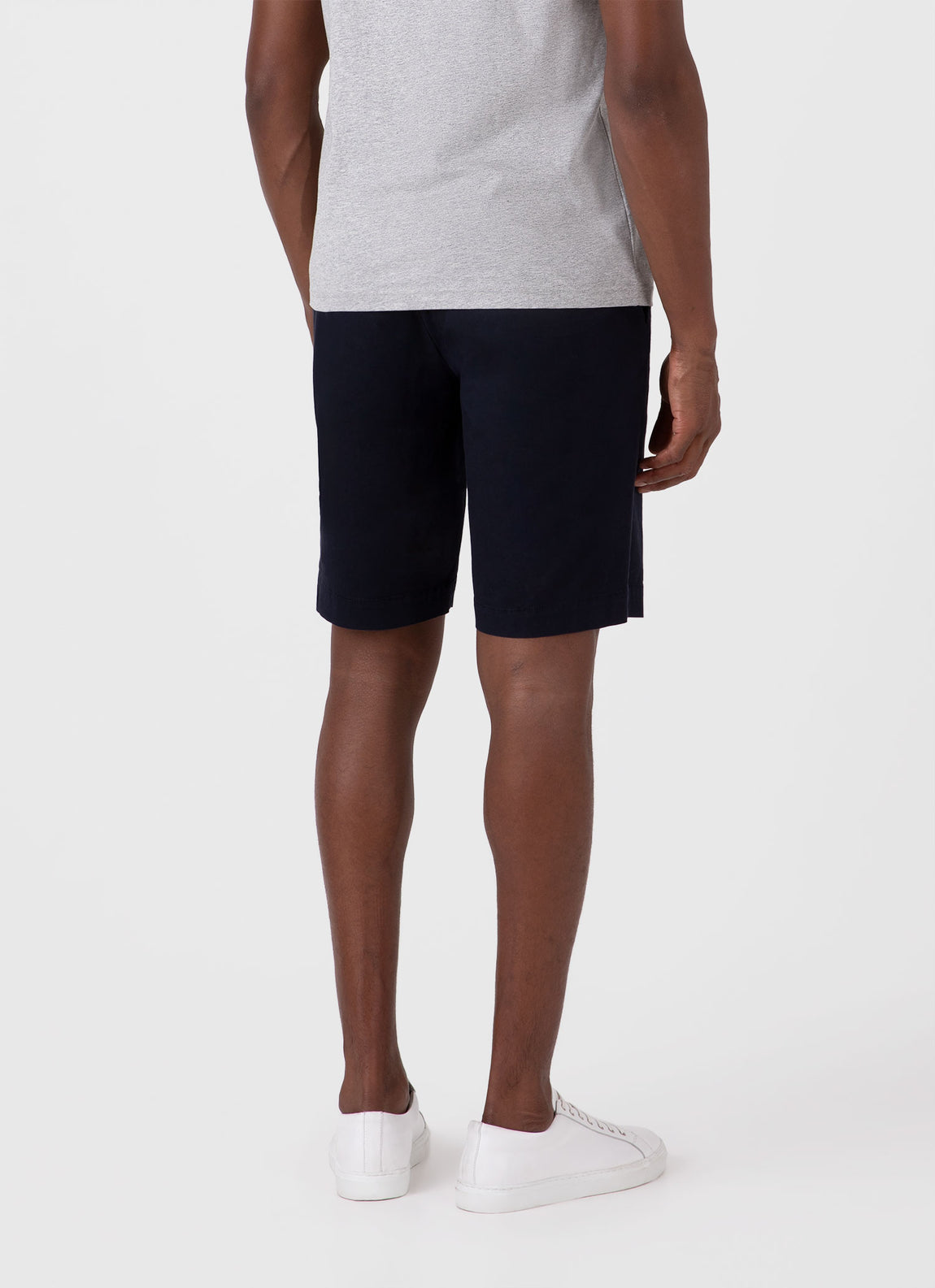 Men's Stretch Cotton Twill Chino Shorts in Navy