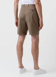 Men's Pleated Twill Short in Dark Stone