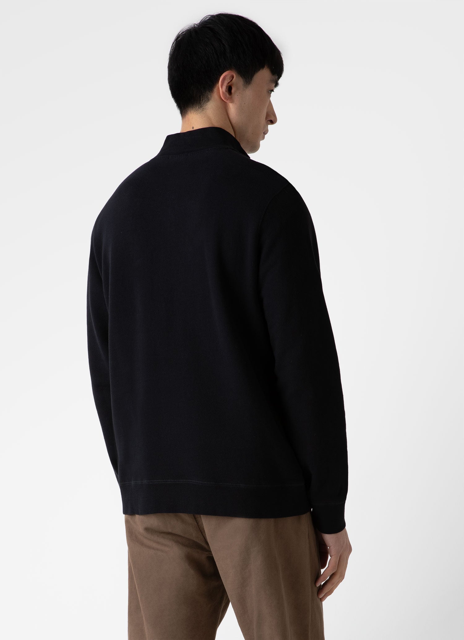 ハーフジップループバックスウェットシャツ （Black）| Sunspel