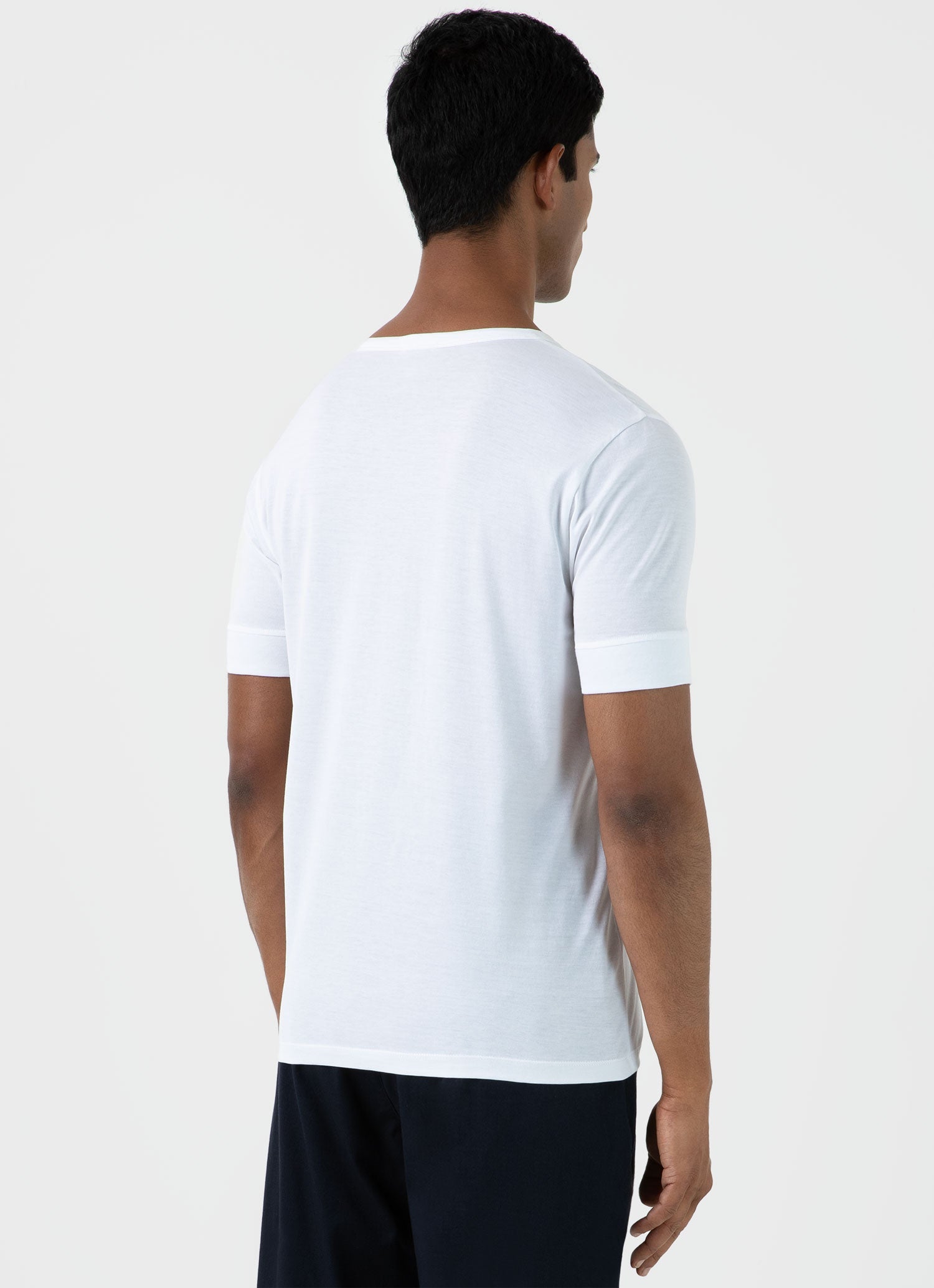ヘンリー Tシャツ（White）| Sunspel