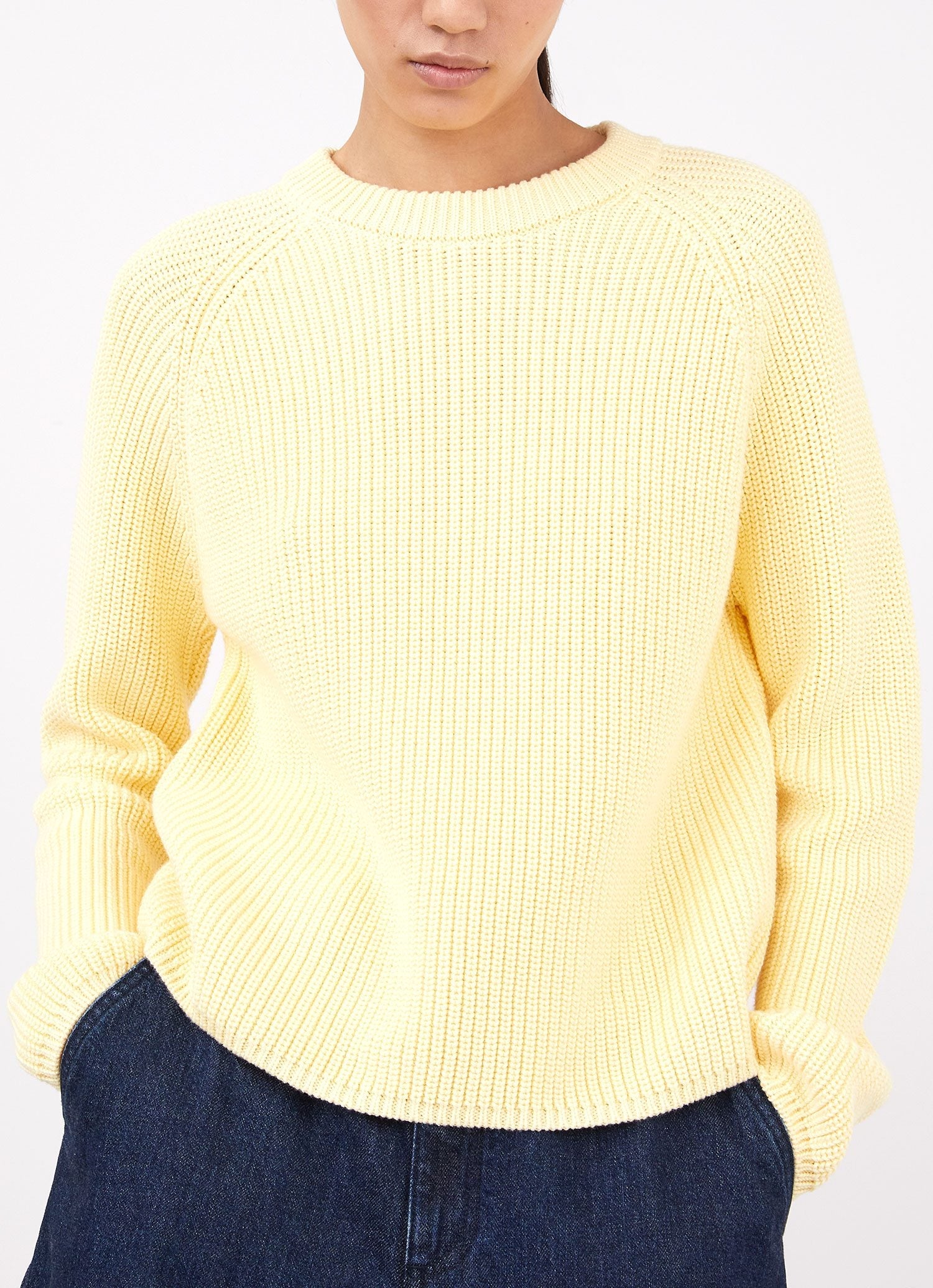 Women's Boxy Crew Neck Jumper in Lemon