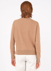 Women's Cashmere Crew Neck Jumper in Camel