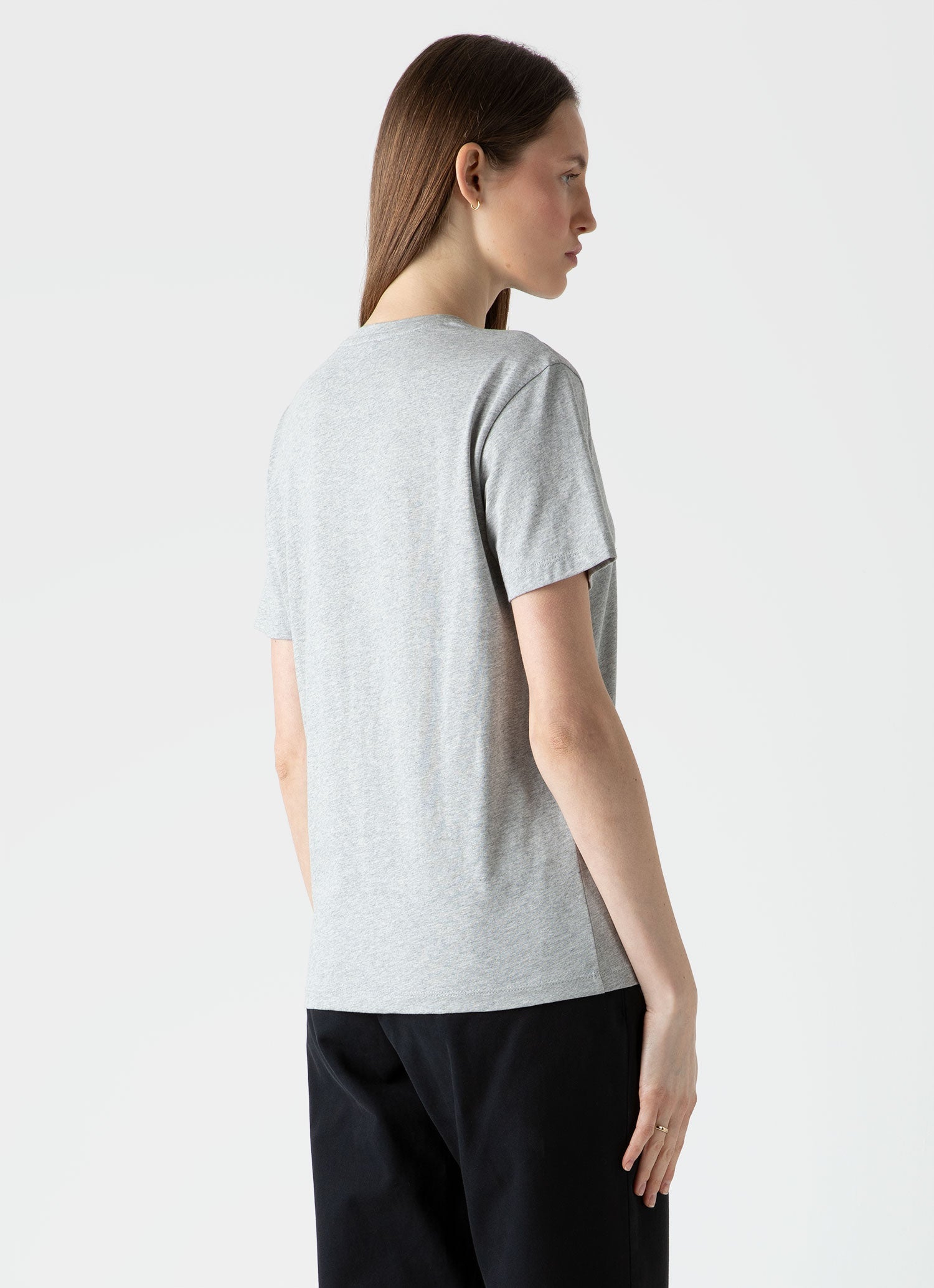 ボーイ・フィットTシャツ（Grey Melange）| Sunspel