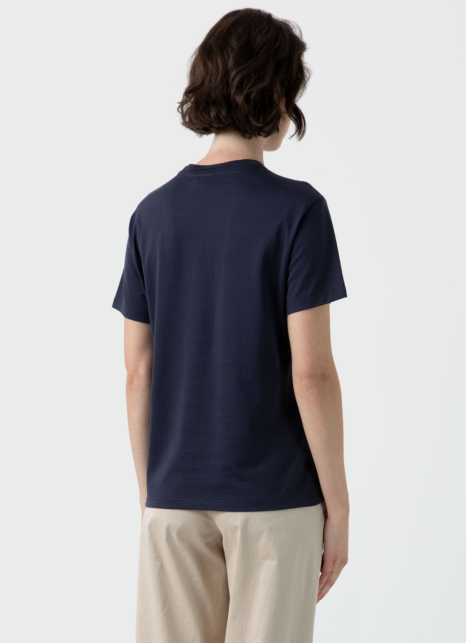 ボーイ・フィットTシャツ（Navy）| Sunspel